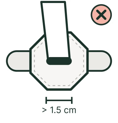 Bottom of a padel racket handle with the Padelplay mount: Wider than 1.5 cm